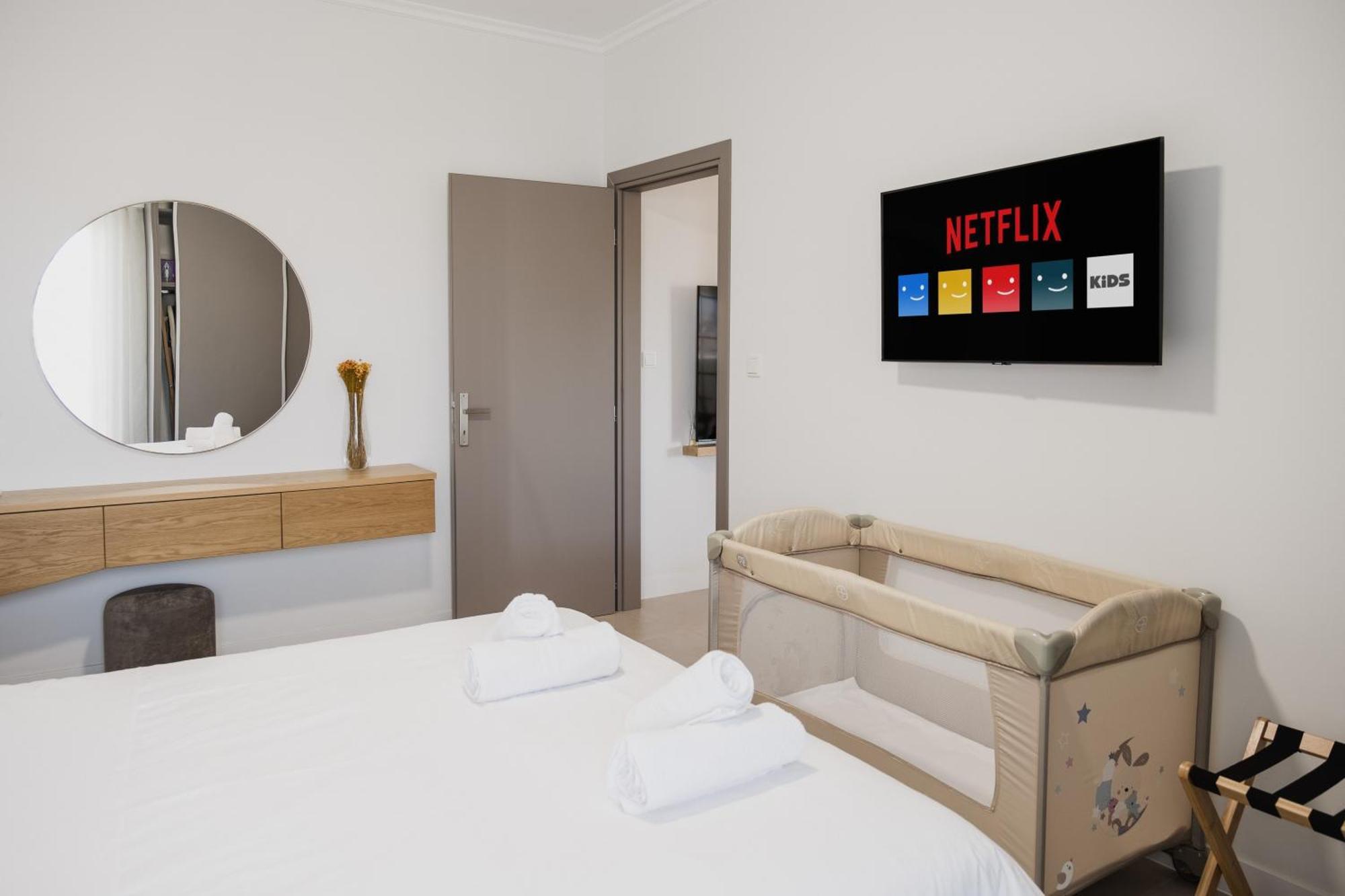Singer Suites Kalamata - Luxury Suites Extérieur photo